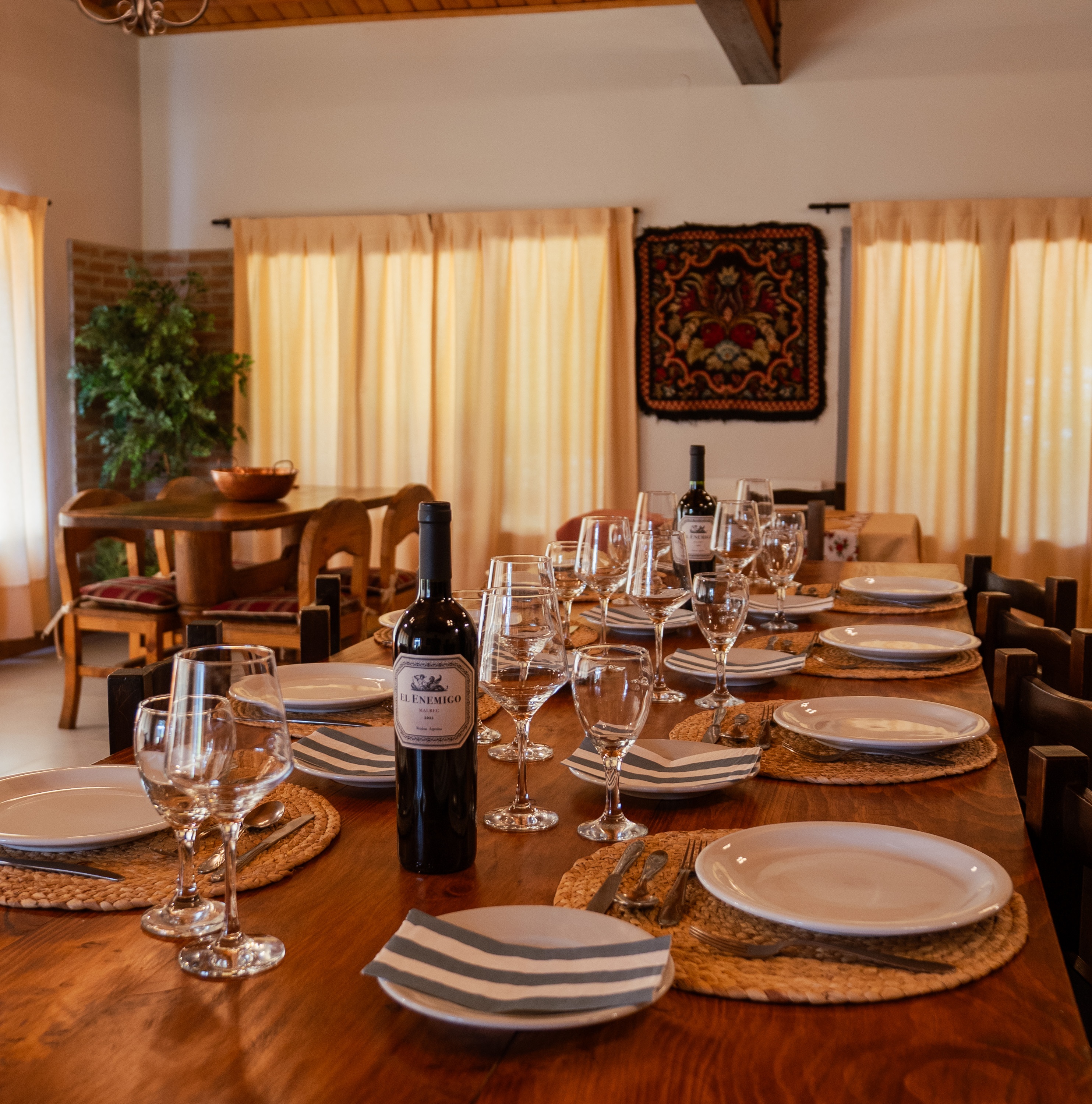 Rahue House Dining & Wines
