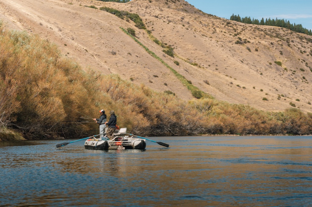 Quillén River — technical wading
